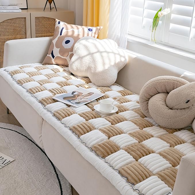 FunnyFuzzy Cream-Coloured Plaid Square Pet Mat Bed Couch Cover, Winter Thickened Dog Bed Cover Pet Blanket Sofa Couch Furniture Protector for Kids Dog Cat(Size:17.7 * 17.7 in,Color:Brown)