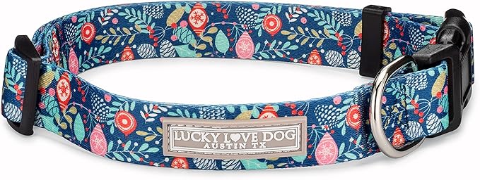Lucky Love Dog - Adjustable Dog Collar with Easy Click Buckle for Medium Dogs, Durable, & Comfortable for Male & Female Dogs, Pet Collar for Puppies & Adult Ones - Sweet Holiday, Medium